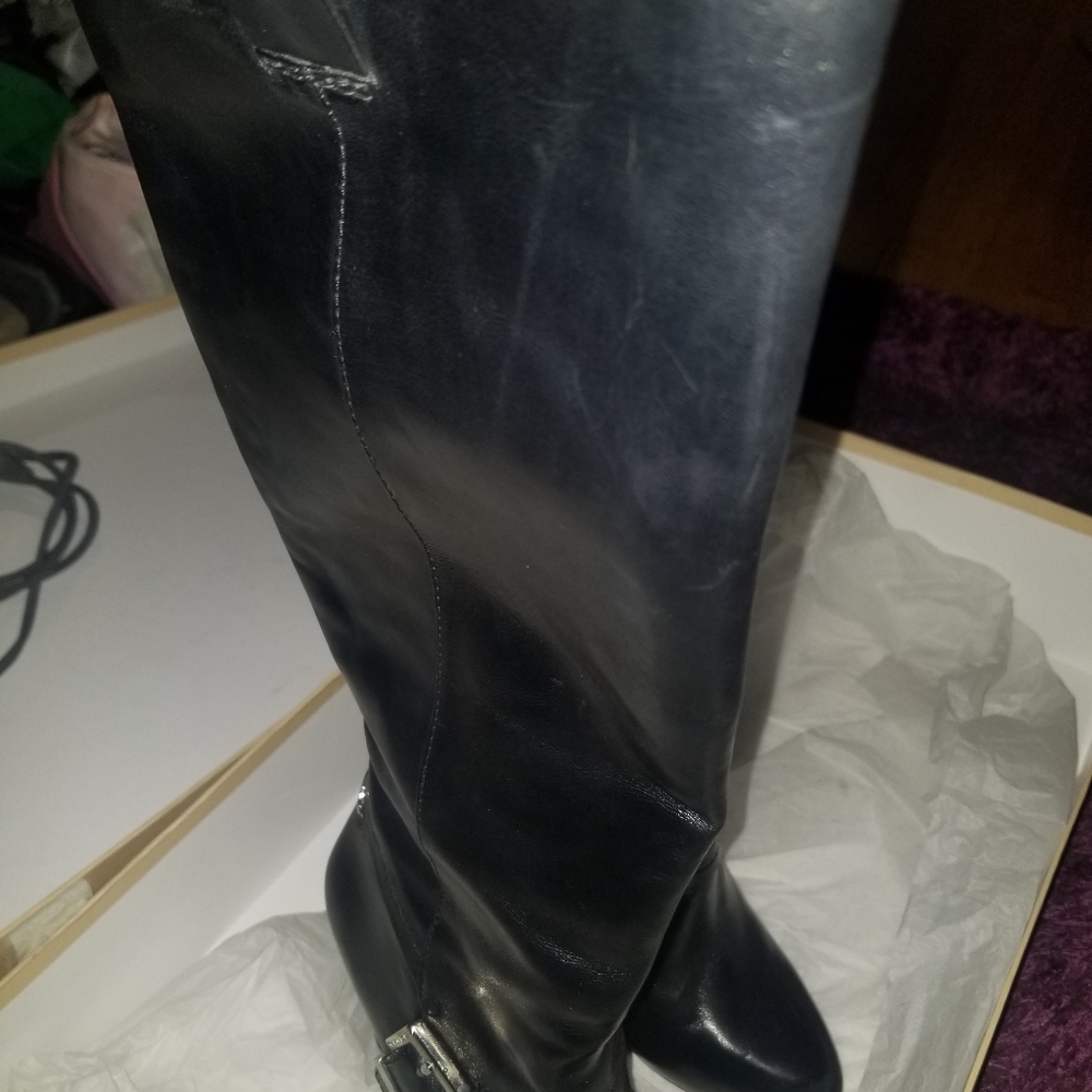 Knee high boot - Picture 10 of 11